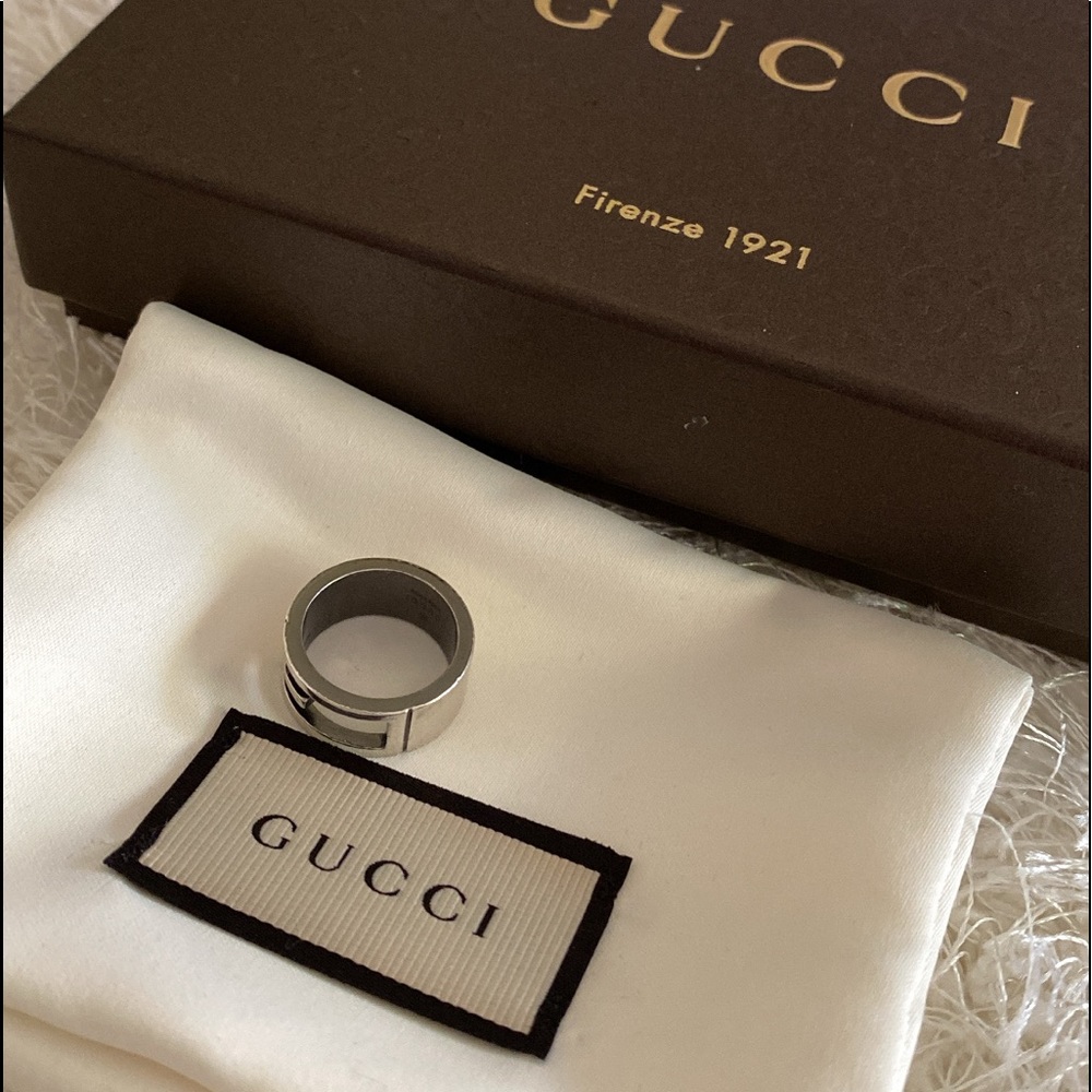 Authentic Gucci ring - Picture 3 of 9
